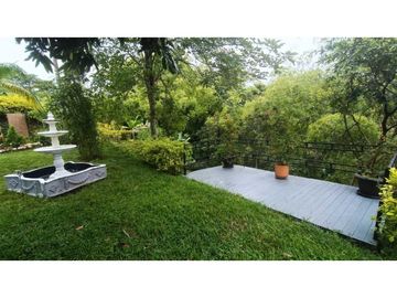 Se vende casa campestre vía al aeropuerto, Armenia Quindio