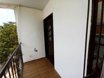 SE VENDE HERMOSA CASA EN EL BARRIO SALOMIA