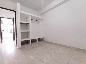 SE VENDE HERMOSA CASA EN EL BARRIO SALOMIA
