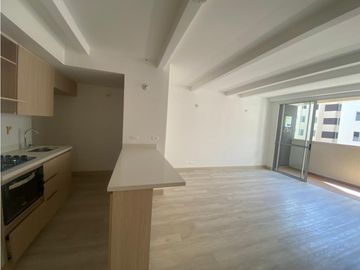 APARTAMENTO EN UNIDAD CERRADA CON ACABADOS EN MARINILLA