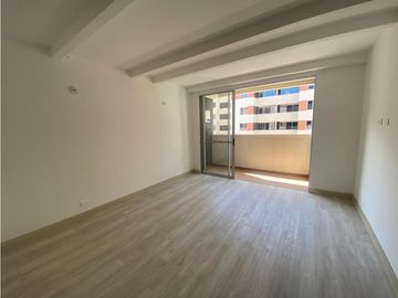 APARTAMENTO EN UNIDAD CERRADA CON ACABADOS EN MARINILLA