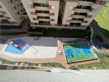 APARTAMENTO EN UNIDAD CERRADA CON ACABADOS EN MARINILLA
