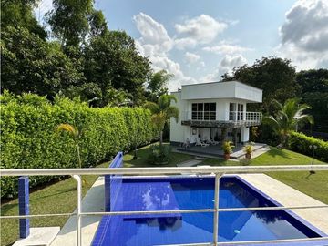 Se vende casa campestre vía aeropuerto, Tebaida Quindio