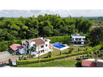 Se vende casa campestre vía aeropuerto, Tebaida Quindio