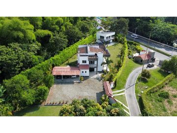 Se vende casa campestre vía aeropuerto, Tebaida Quindio
