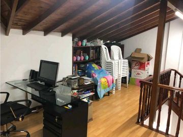 Casa para la venta en el norte de cali barrio la flora unidad cerrada