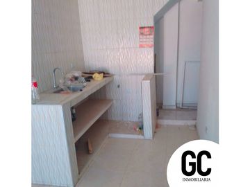Se vende casa esquinera comercial / Barrio el manantial (Soledad)