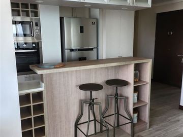 Departamento en Venta en Avda. Edmundo Eluchans / Los Mirlos