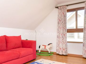 4 dormitorios con piscina en Rojas Magallanes/El Hualle Sur