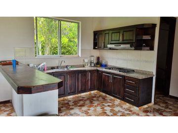 Hermosa finca en parcelación cerrada en venta Santa Elena El Cerrito