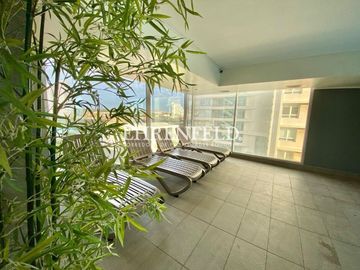 Edmundo Eluchans, Concón. Departamento con vista al mar.