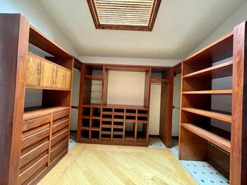 CASA EN VENTA,   EN RANCHO SAN FRANCISCO