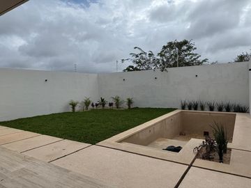 Casa en venta en Mérida, Privada  Moravia en Temozón Norte