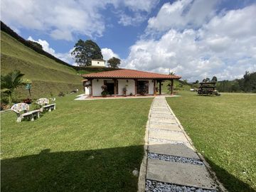 CASA CAMPESTRE INDEPENDIENTE DE 1 NIVEL, Chaparral, San Vicente