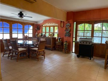 DUPLEX EN VENTA, MARINA DEL REY-PLAYA BLANCA (6)
