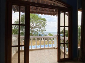 DUPLEX EN VENTA, MARINA DEL REY-PLAYA BLANCA (6)