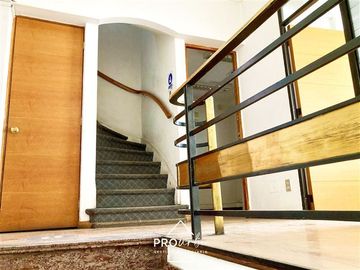 Oficina en Venta en Casa Comercial para Oficina en Suecia con Lota, Providencia