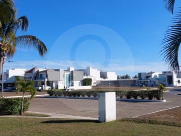 CASA FRACC ARROYOS DE LA MARINA Casa en venta en Fraccionamiento Sábalo Cerritos