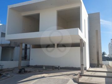 CASA FRACC ARROYOS DE LA MARINA Casa en venta en Fraccionamiento Sábalo Cerritos
