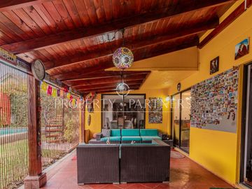 Oportunidad Alto Macul - casa segura dentro de microbarrio - Bajo precio tasación.  3d, 3b, 2e