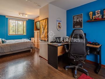 Oportunidad Alto Macul - casa segura dentro de microbarrio - Bajo precio tasación.  3d, 3b, 2e