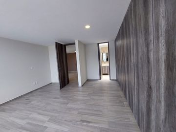 VENTA DE CASA EN LA ANTIGUA CEMENTERA TRES RECAMARAS, CUATRO BAÑOS