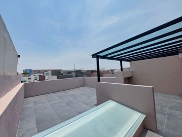 VENTA DE CASA EN LA ANTIGUA CEMENTERA TRES RECAMARAS, CUATRO BAÑOS