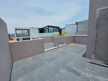 VENTA DE CASA EN LA ANTIGUA CEMENTERA TRES RECAMARAS, CUATRO BAÑOS