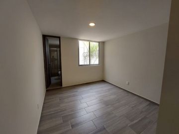 VENTA DE CASA EN LA ANTIGUA CEMENTERA TRES RECAMARAS, CUATRO BAÑOS