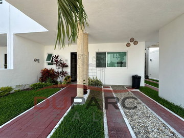 Casa en Venta 4 Recamaras, Residencial las Palmas , 2da Etapa