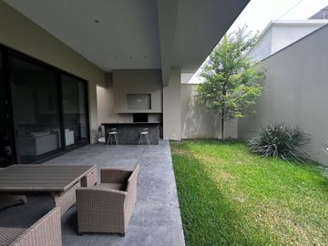 Casa Nueva Venta Los Ríos ¡4 Recámaras!