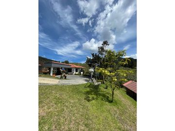 VENDO CASA FINCA EN EL CARMEN SECTOR CANADA  1.800 METROS CH