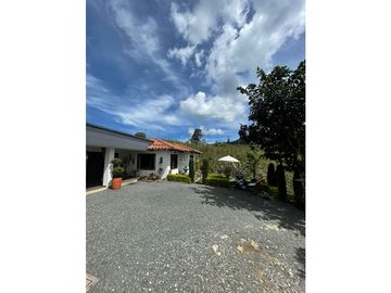VENDO CASA FINCA EN EL CARMEN SECTOR CANADA  1.800 METROS CH