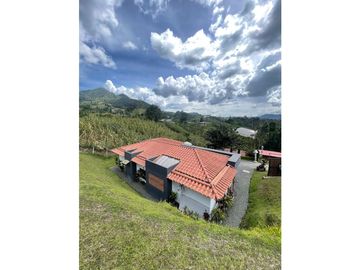 VENDO CASA FINCA EN EL CARMEN SECTOR CANADA  1.800 METROS CH