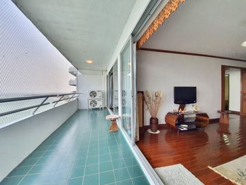 2 Bedroom Condo for sale at Milford Paradise