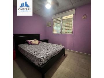 CASA EN URB. PASEO DEL VALLE - VILLA LUCRE