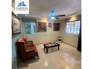 CASA EN URB. PASEO DEL VALLE - VILLA LUCRE