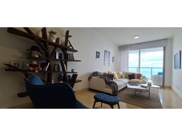 Se vende apartamento amoblado ubicado en avenida balboa.  (AA)