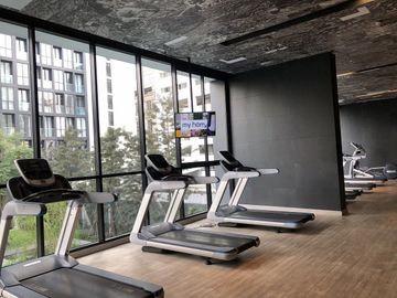 2 Bedroom Condo for sale at Noble Ploenchit