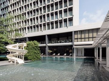 2 Bedroom Condo for sale at Noble Ploenchit