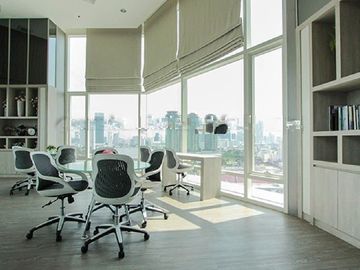 1 Bedroom Condo for sale at Menam Residences Condominium
