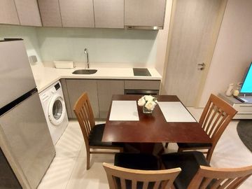 2 Bedroom Condo for sale at Rhythm Sukhumvit 36-38