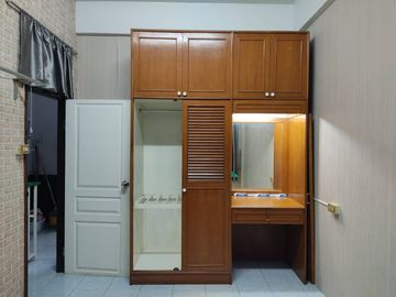 4 Bedroom Townhouse for sale in Chang Khlan, Chiang Mai