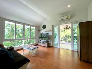 4 Bedroom House for sale in Mueang Kaeo, Chiang Mai