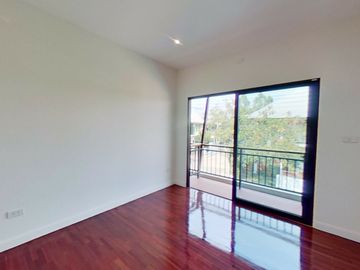 4 Bedroom House for sale at Villa Flora Chiangmai