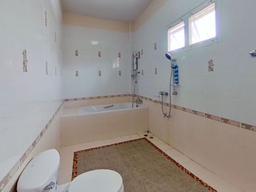 3 Bedroom House for sale in Nong Han, Chiang Mai