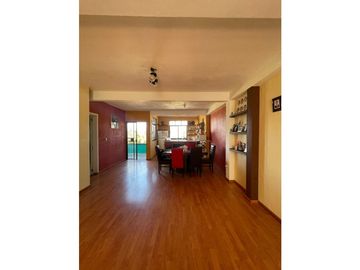 CASA CON UNA OPCION DE NEGOCIO EN SCDLC