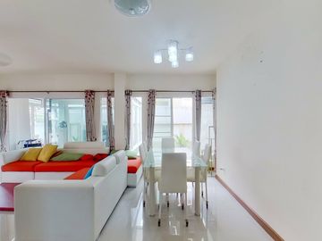 4 Bedroom House for sale at Baan Rungaroon 3