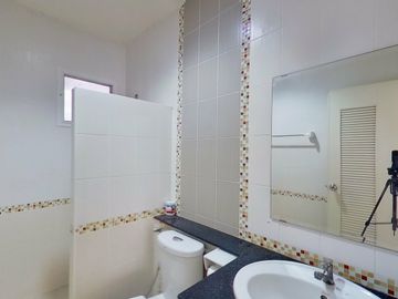 4 Bedroom House for sale at Baan Rungaroon 3
