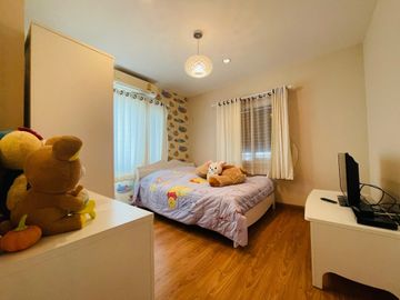 5 Bedroom House for sale at The Urbana 1